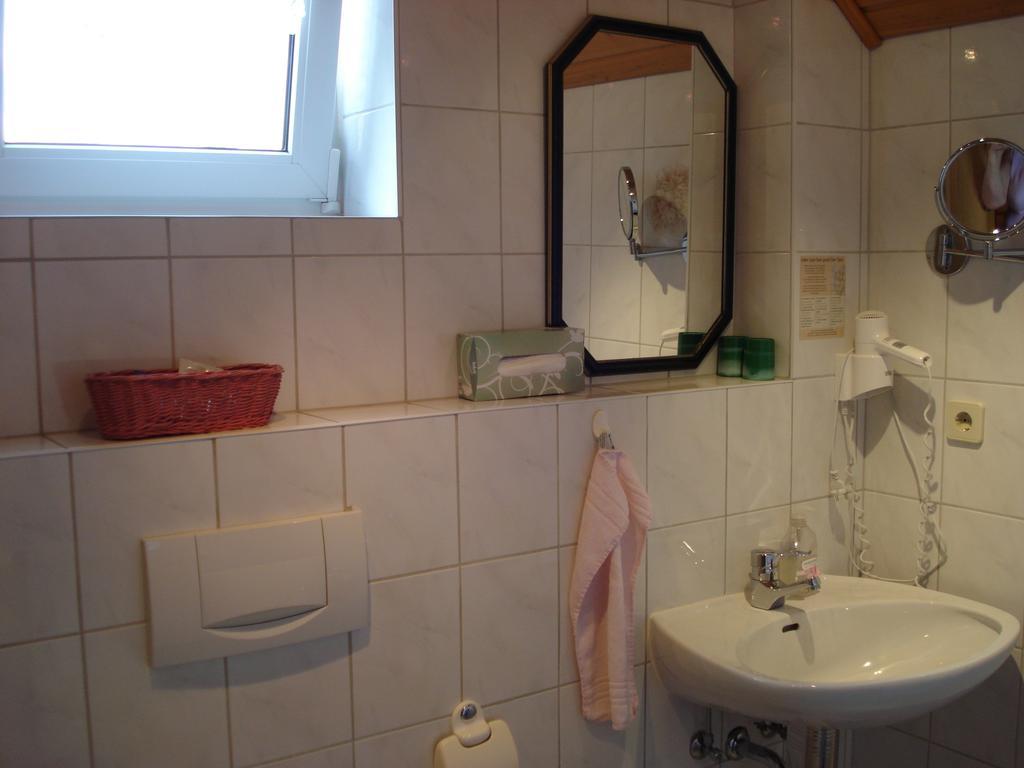 Ferienwohnungen - Gaestehaus Gertrud Moog- Rust Oda fotoğraf